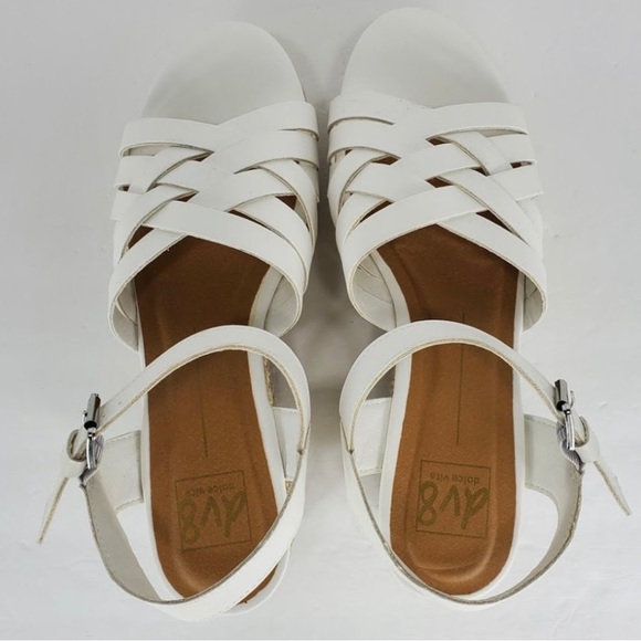 DV8 DOLCE VITA espadrille wedge sandal white
Size: 10 - Picture 3 of 7